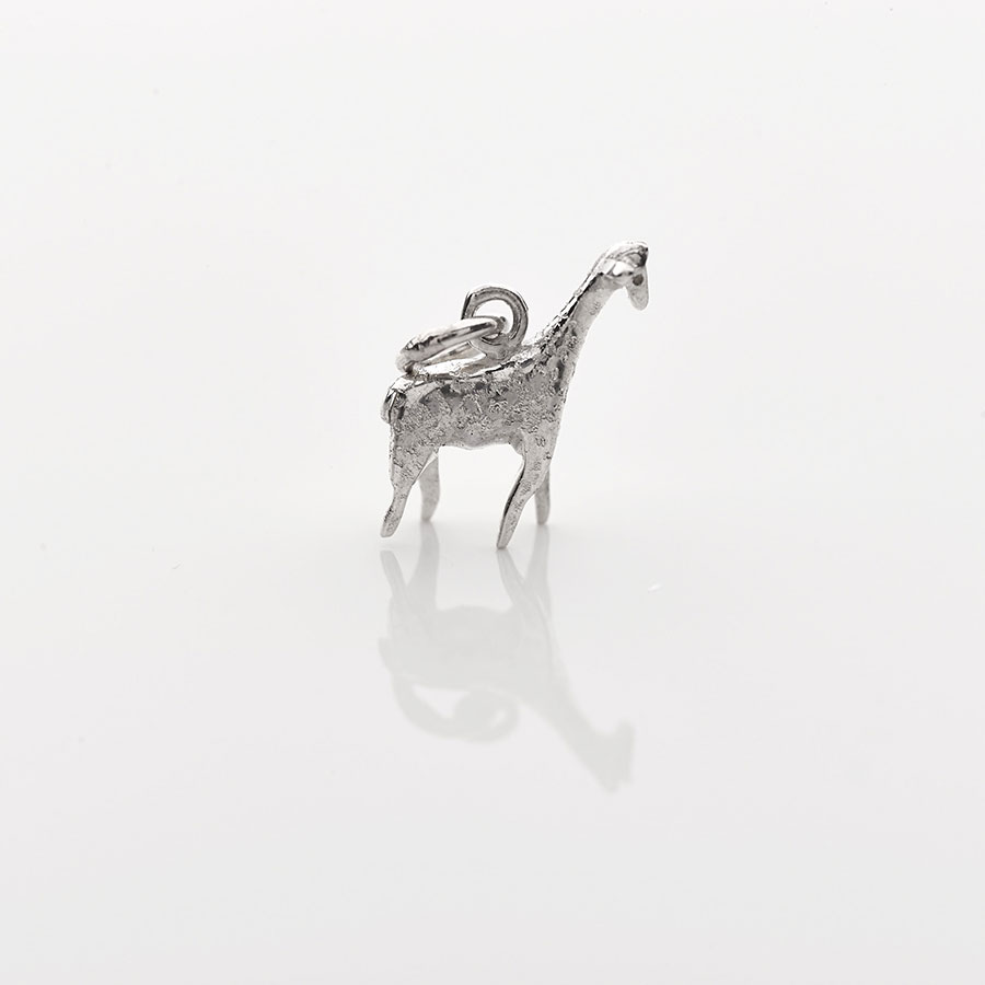 sterling silver mini giraffe necklace