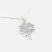 Silver clover necklace