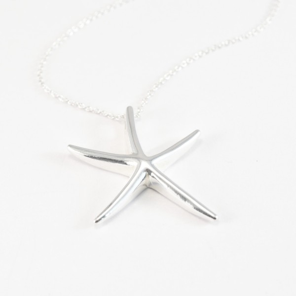 Silver starfish necklace