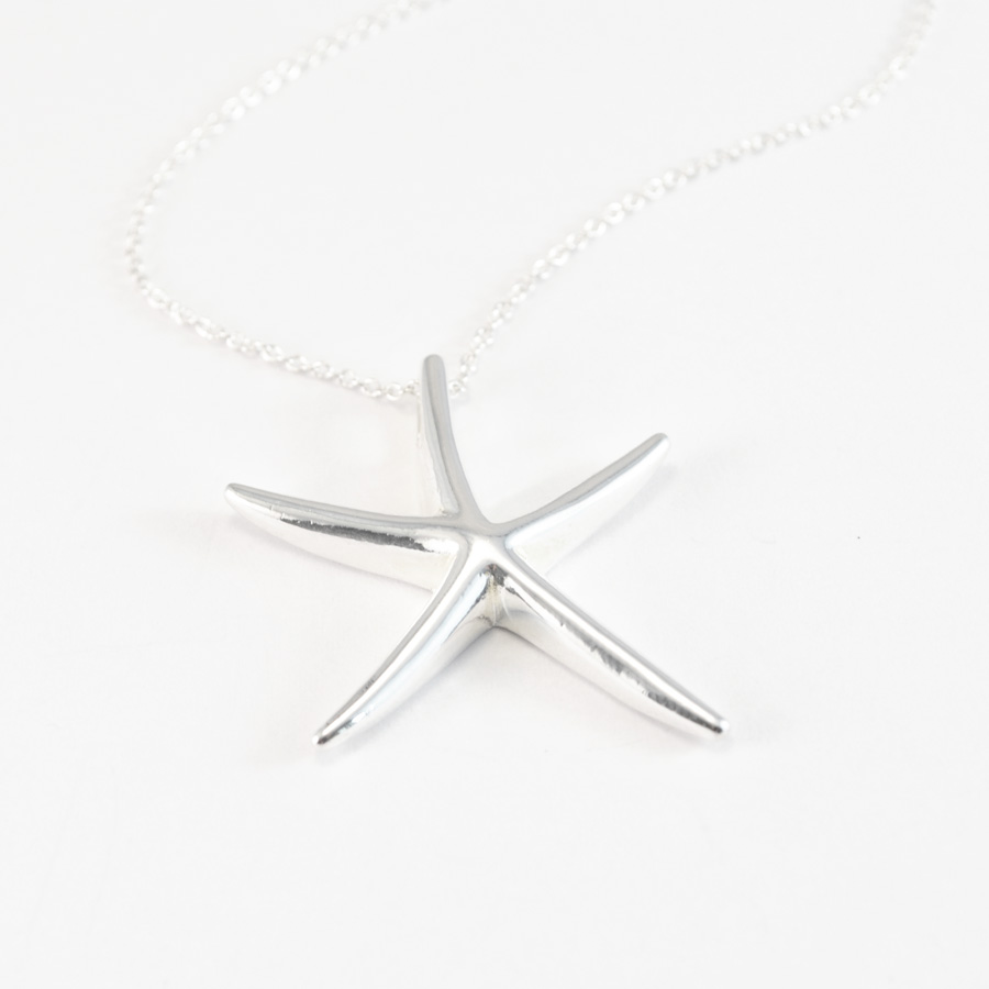 Silver starfish necklace