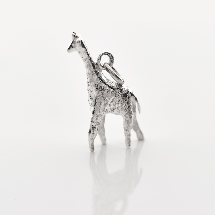silver giraffe necklace